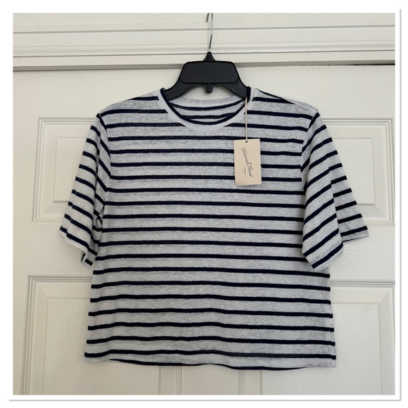 Women’s Boxy Linen T-shirt Universal Thread - Picture 2 of 4